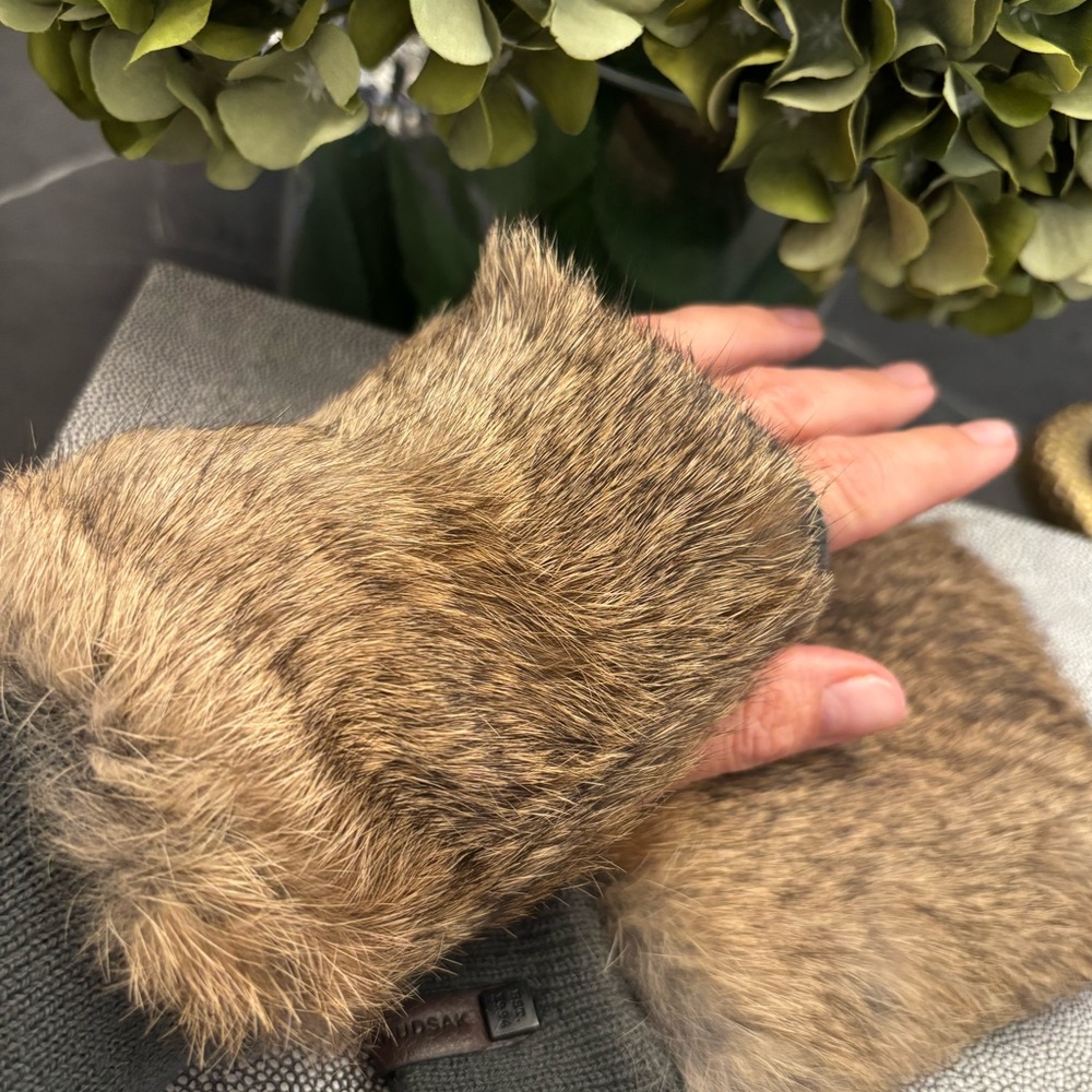 RUDSAK Real Fur Hand Warmers